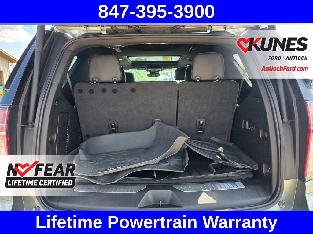 Used 2023 Chevrolet Tahoe Z71 w/ Luxury Package AWD/4WD image 30