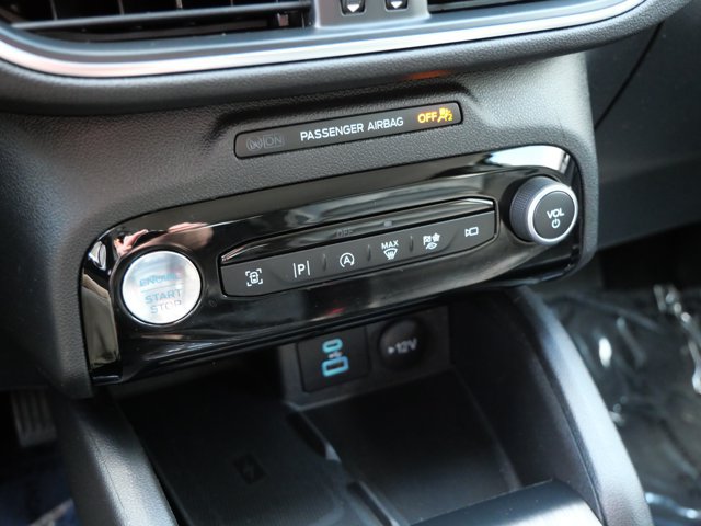 Certified 2023 Ford Escape Platinum AWD/4WD image 26