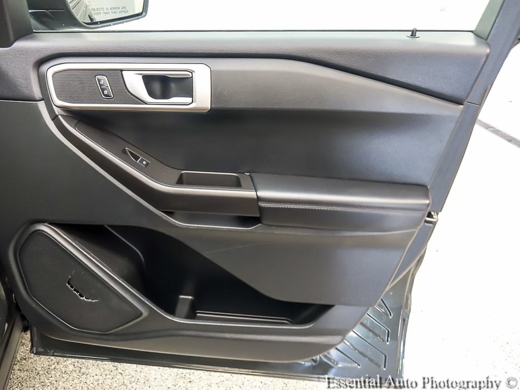 Certified 2023 Ford Explorer 4WD image 27