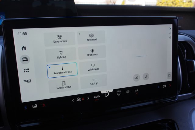 Certified 2025 Ford Expedition Max Active RWD image 30