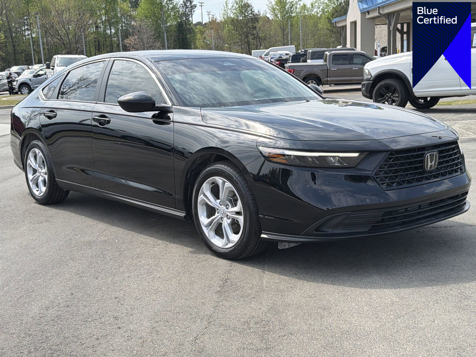 Used 2025 Honda Accord LX image 1