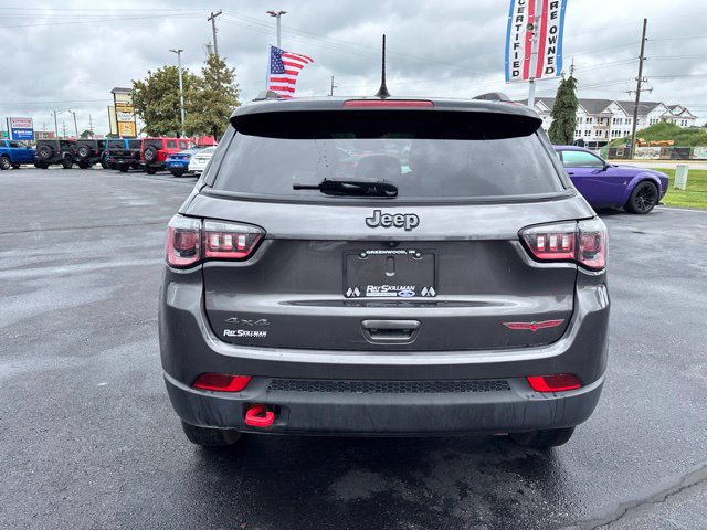 Used 2022 Jeep Compass Trailhawk w/ Trailhawk Convenience Group AWD/4WD image 8