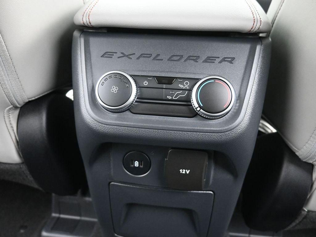 Certified 2025 Ford Explorer Active w/ Active Comfort Package RWD image 21