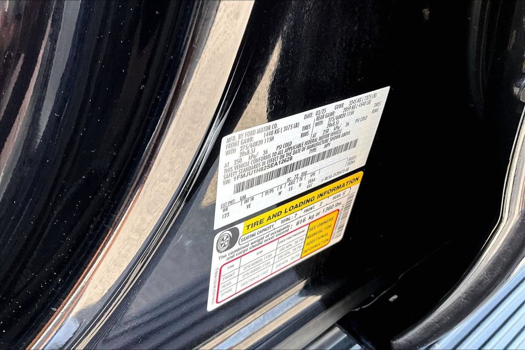 Certified 2025 Ford Expedition Active RWD image 33