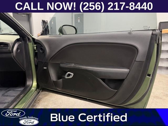 Used 2023 Dodge Challenger SXT RWD image 25