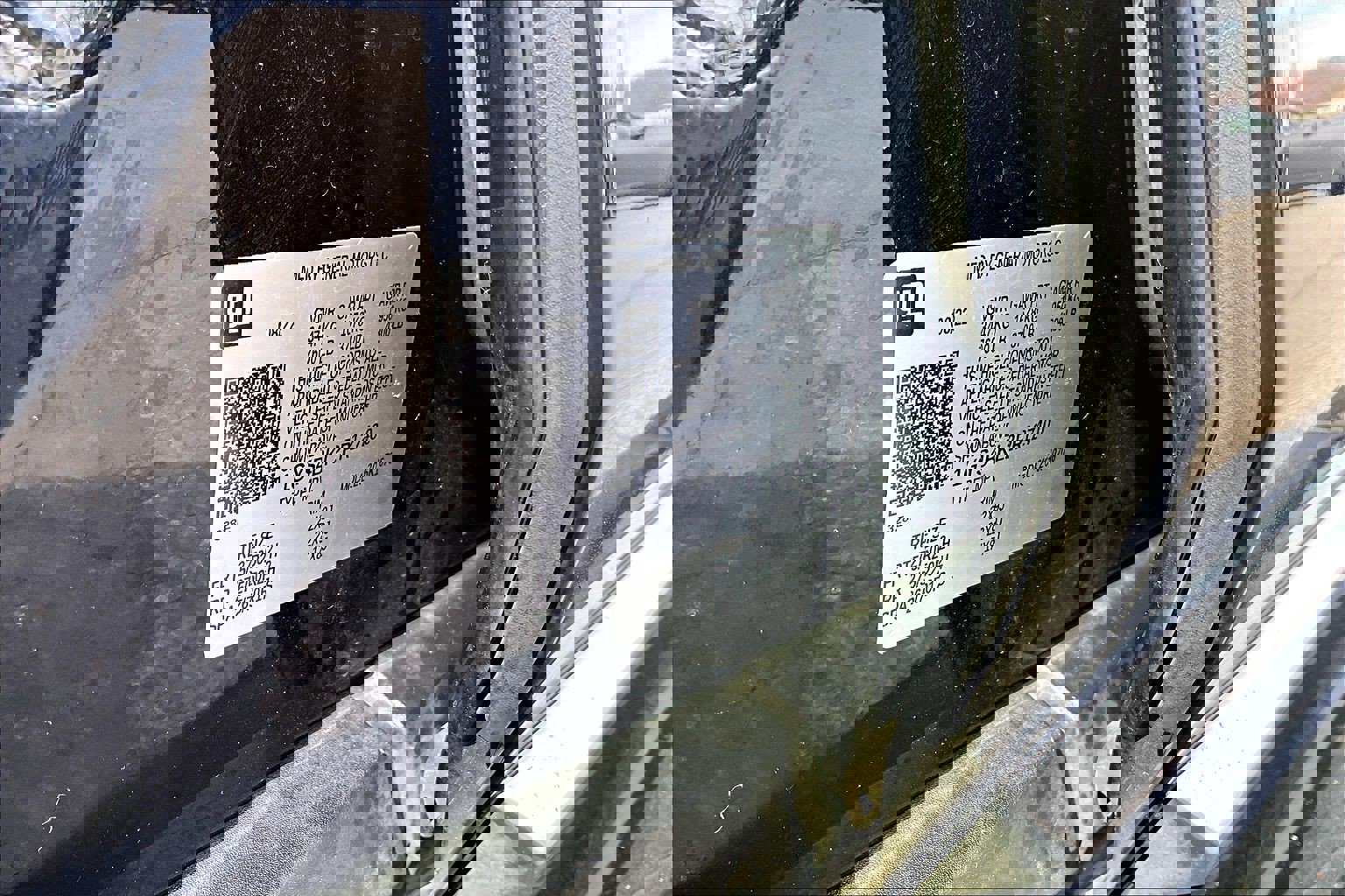 Used 2023 Cadillac Escalade Premium Luxury image 36