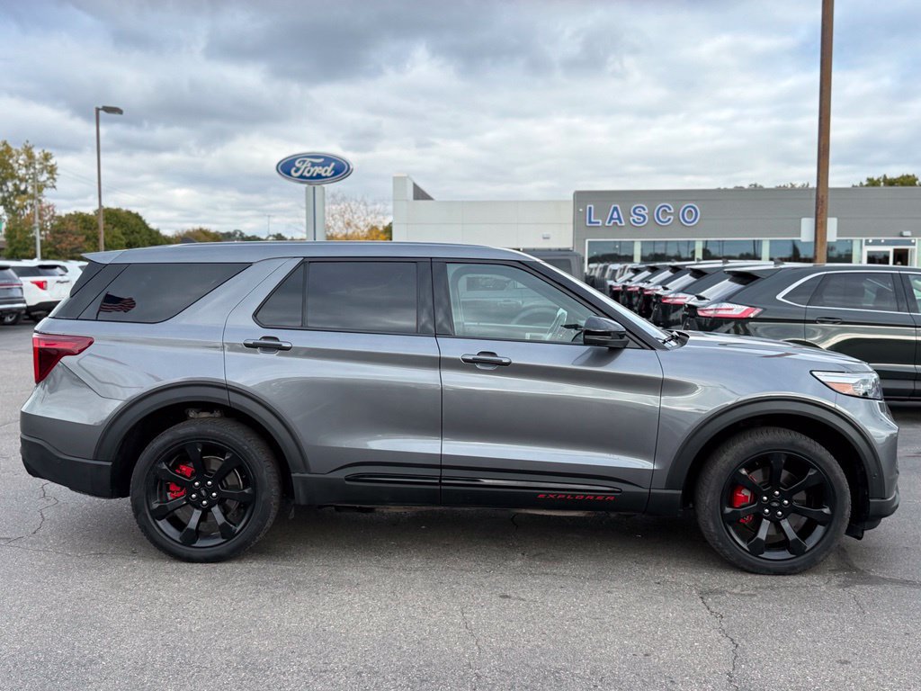 Certified 2022 Ford Explorer ST w/ Equipment Group 401A AWD/4WD image 43