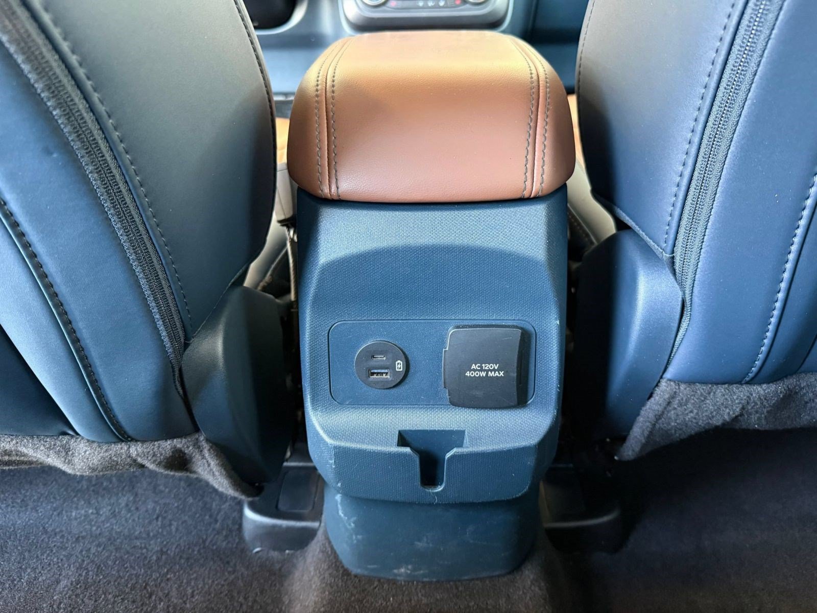 Certified 2024 Ford Maverick Lariat FWD image 30