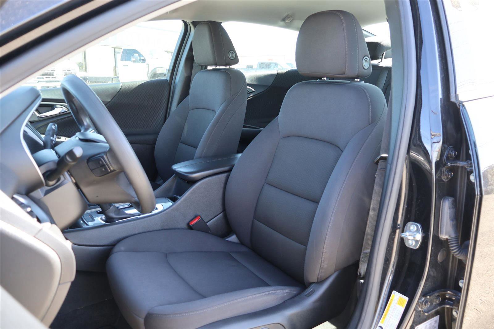 Used 2024 Chevrolet Malibu LT image 14