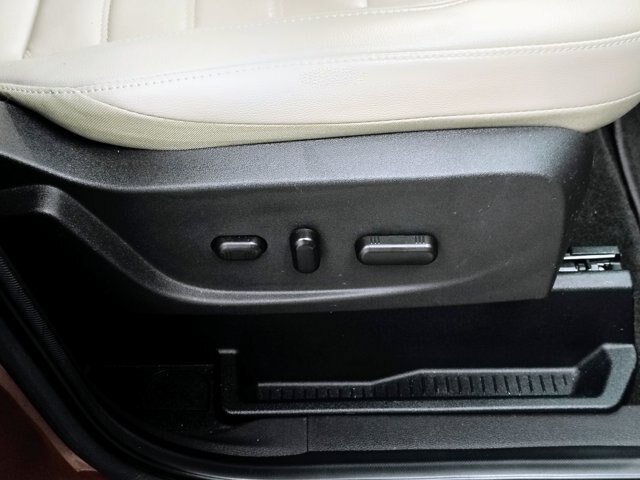 Certified 2017 Ford Escape Titanium FWD image 30