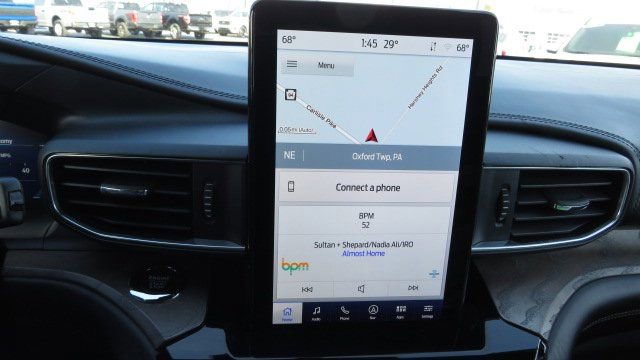 Certified 2022 Ford Explorer Platinum w/ Equipment Group 601A image 13