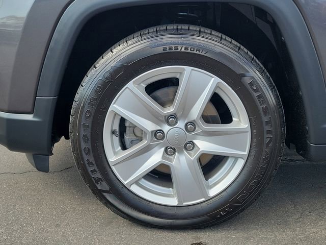 Used 2022 Jeep Compass Latitude image 25