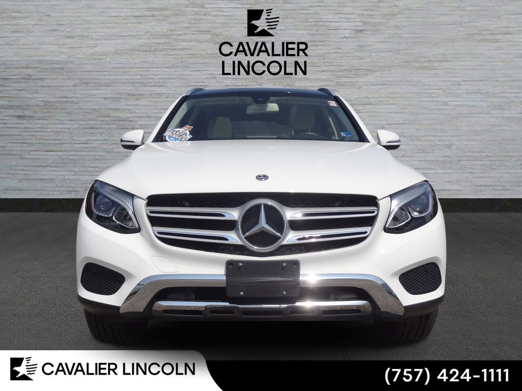 Used 2017 Mercedes-Benz GLC 300 4MATIC image 5