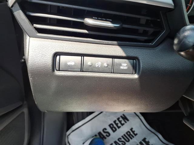 Used 2024 Nissan Altima 2.5 SV FWD image 14