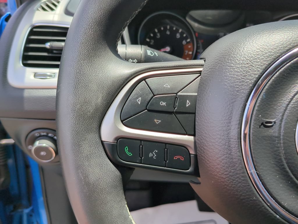 Used 2021 Jeep Compass Latitude w/ Sun and Sound Group FWD image 33