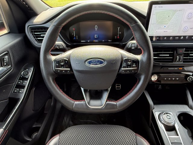 Certified 2024 Ford Escape ST-Line w/ Tech Pack #1 FWD image 27