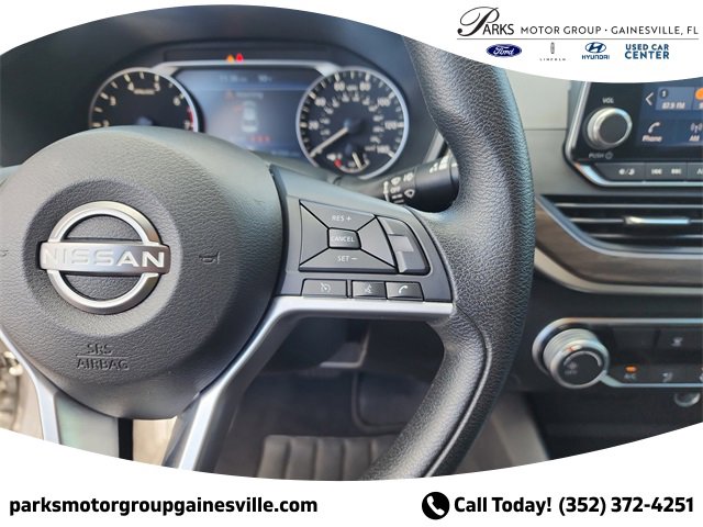 Used 2024 Nissan Altima 2.5 SV image 21