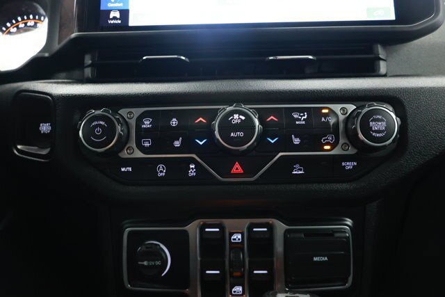 Used 2024 Jeep Wrangler Unlimited Sport AWD/4WD image 32
