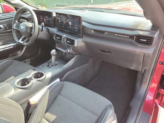 Certified 2025 Ford Mustang Coupe RWD image 10