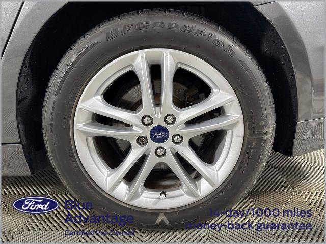 Certified 2018 Ford Fusion SE w/ Fusion SE Technology Package FWD image 14