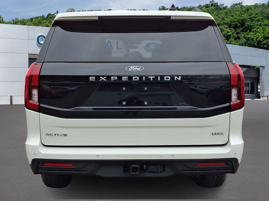 Certified 2025 Ford Expedition Max Active AWD/4WD image 3