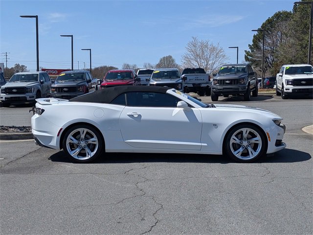 Used 2019 Chevrolet Camaro SS image 2