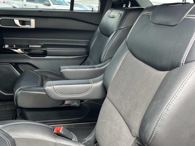 Certified 2024 Ford Explorer ST AWD/4WD image 21
