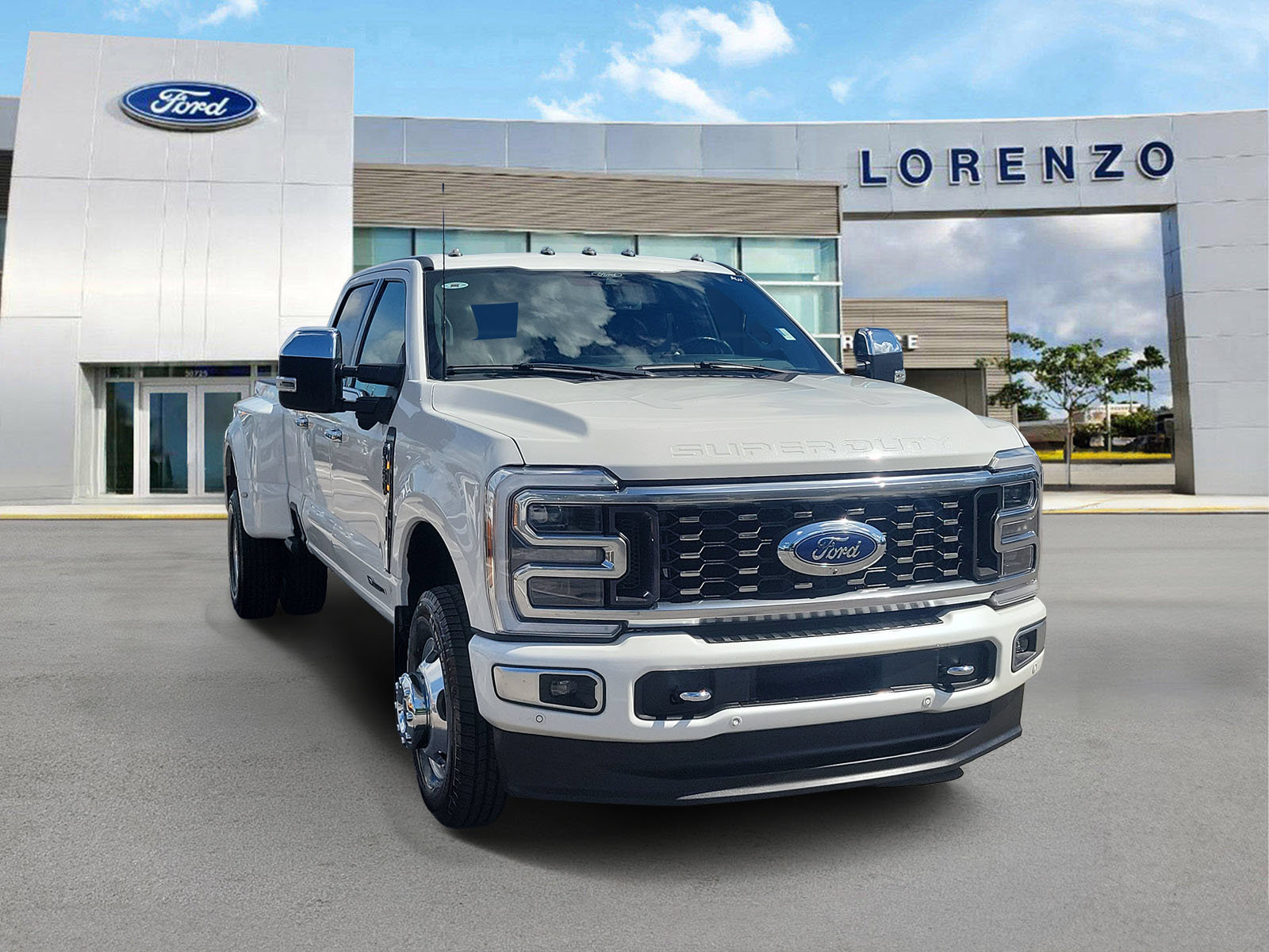 Certified 2024 Ford F350 Platinum AWD/4WD image 3
