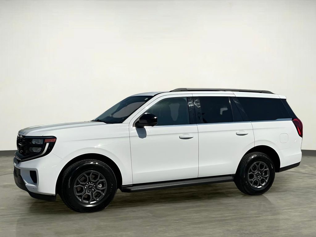 Certified 2025 Ford Expedition Active image 2