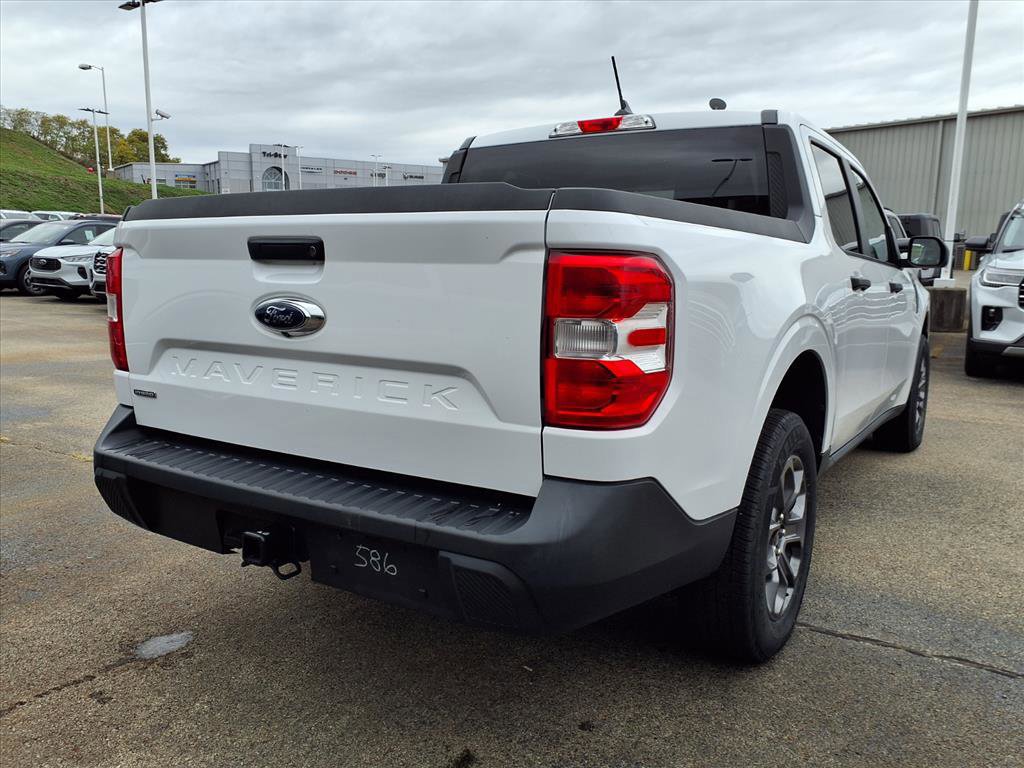Certified 2022 Ford Maverick XLT image 4