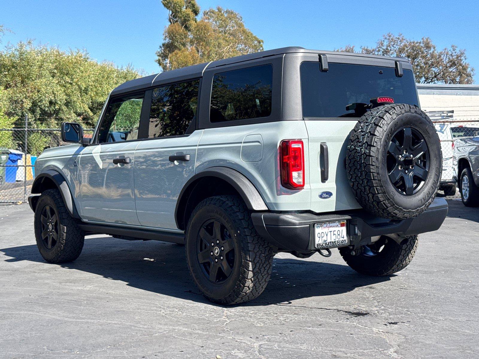 Certified 2024 Ford Bronco Black Diamond AWD/4WD image 11