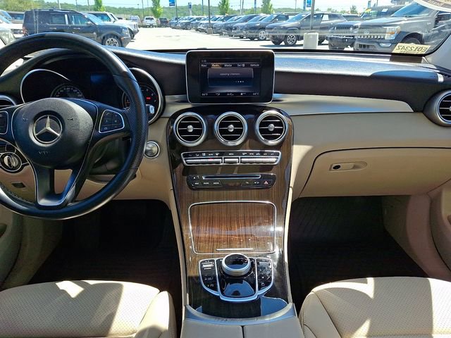 Used 2019 Mercedes-Benz GLC 300 4MATIC image 21