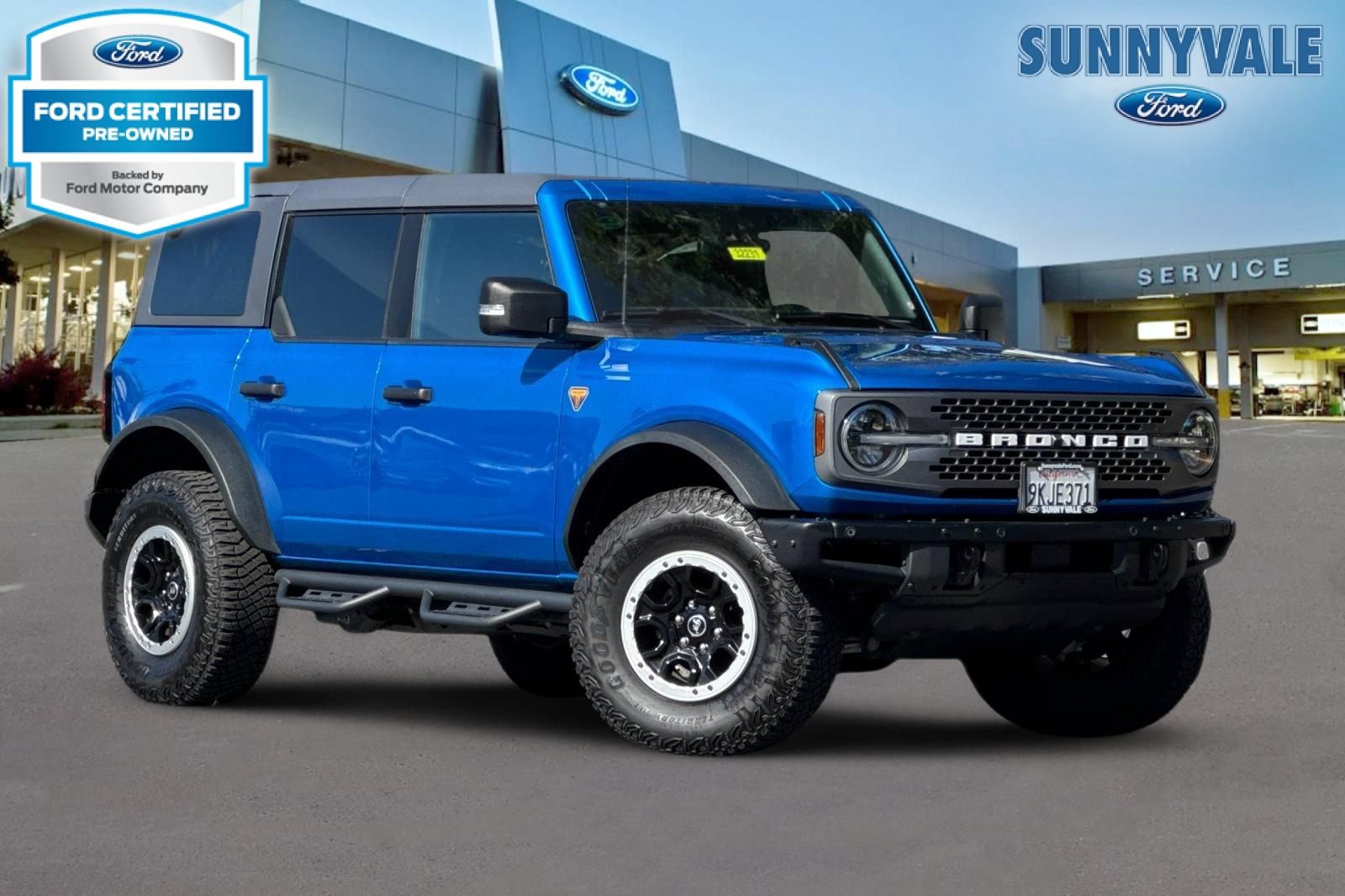 Certified 2023 Ford Bronco Badlands AWD/4WD image 1