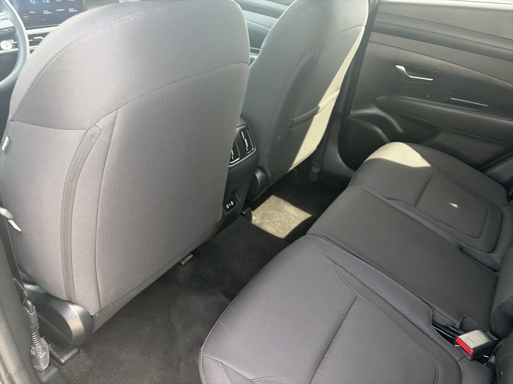 Used 2025 Hyundai Tucson SEL FWD image 28