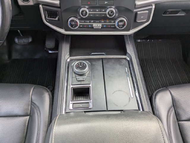 Certified 2022 Ford Expedition XLT RWD image 19