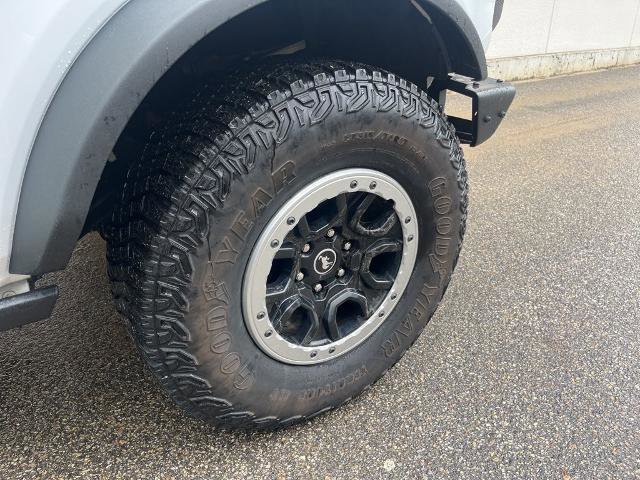 Certified 2022 Ford Bronco Badlands w/ Sasquatch Package image 9