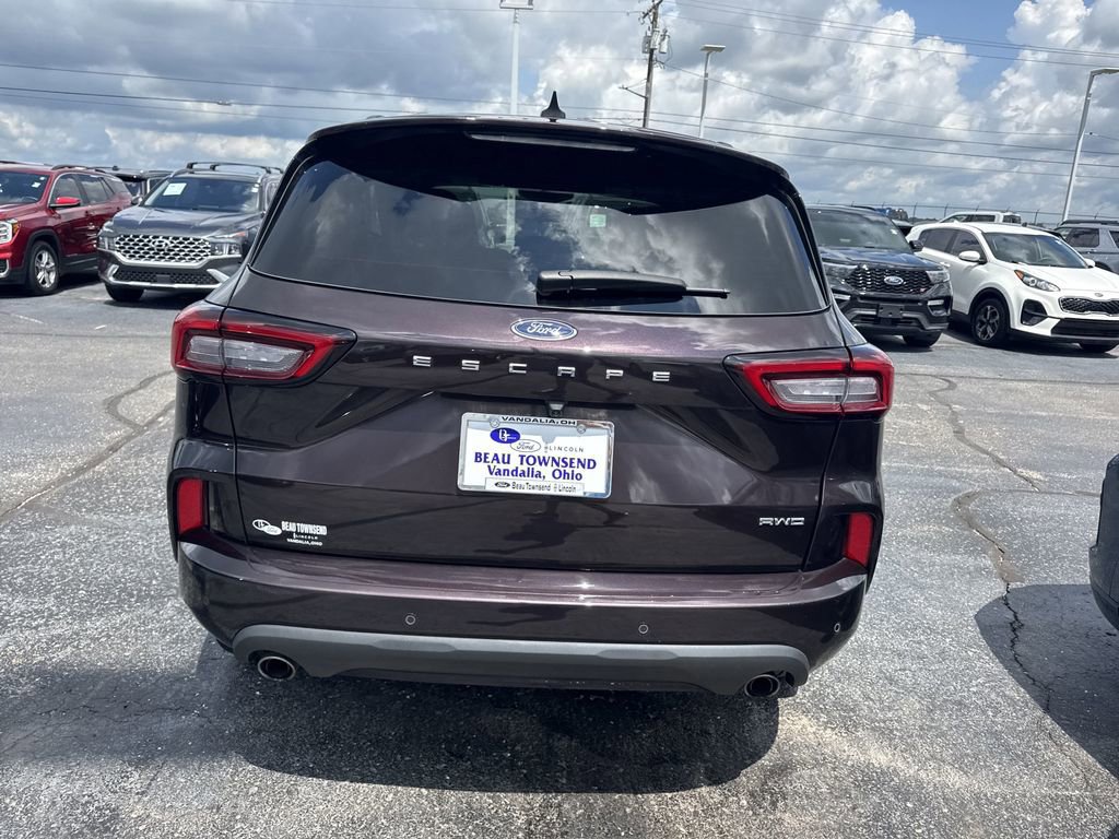 Certified 2023 Ford Escape ST-Line w/ Tech Pack #1 image 4