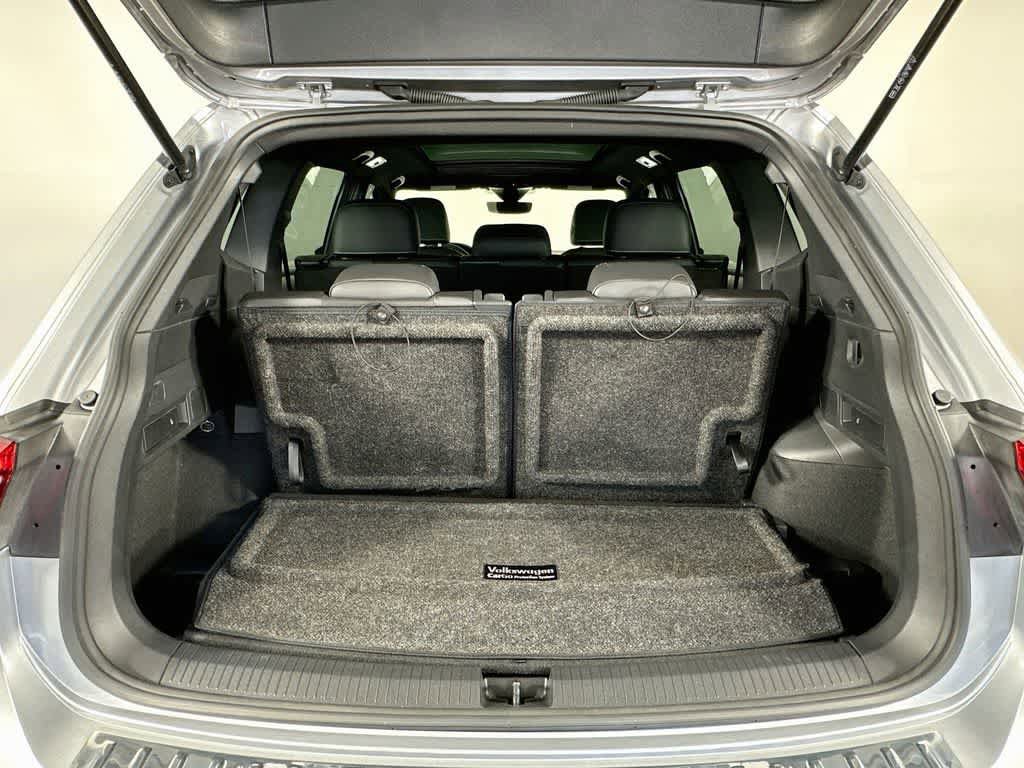 Used 2023 Volkswagen Tiguan SE R-Line FWD image 21