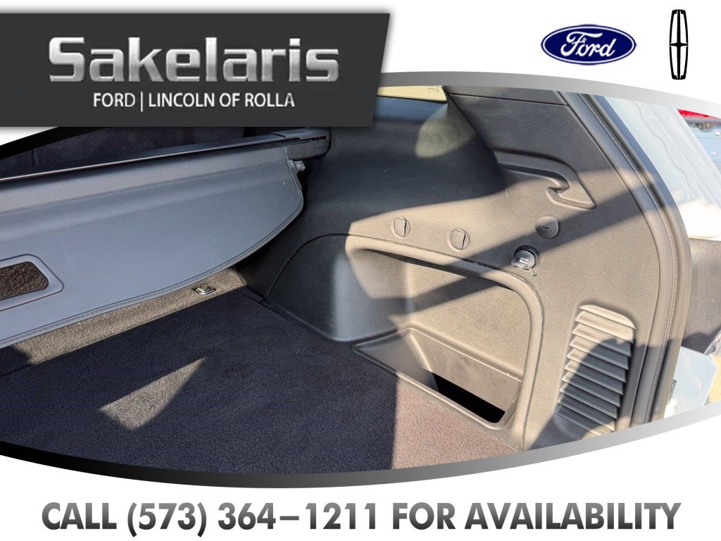 Used 2021 Jeep Grand Cherokee Laredo w/ Security & Convenience Group AWD/4WD image 39