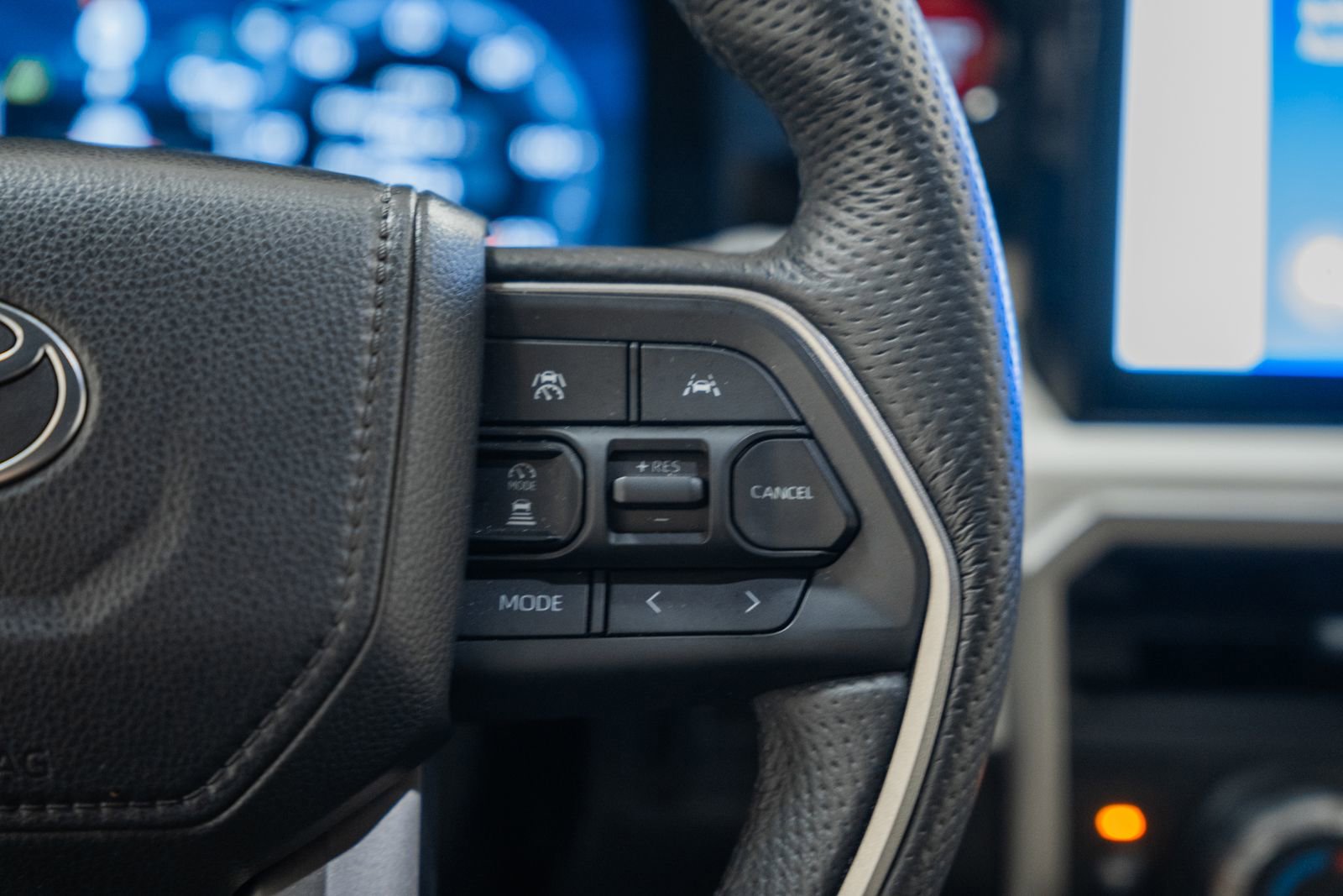 Used 2024 Toyota Tacoma TRD Off-Road image 38