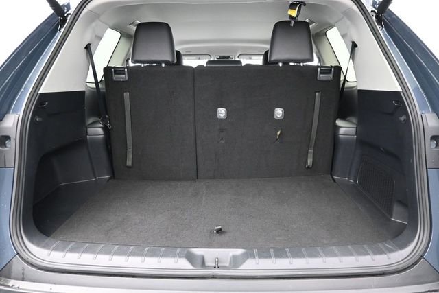 Used 2025 Toyota Grand Highlander AWD image 31