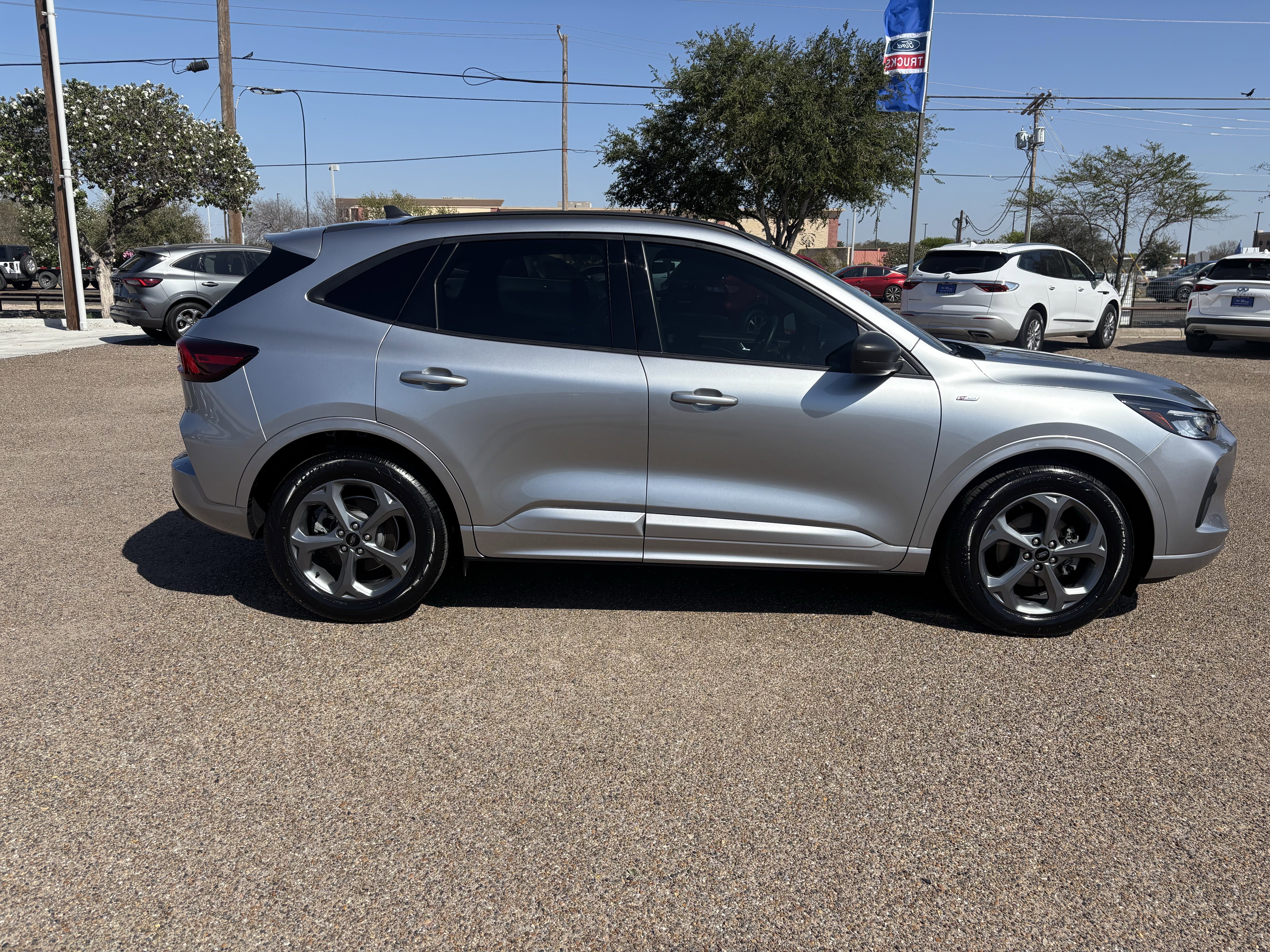 Certified 2023 Ford Escape ST-Line w/ Tech Pack #1 image 7