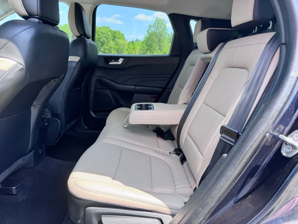 Certified 2021 Ford Escape SEL AWD/4WD image 16