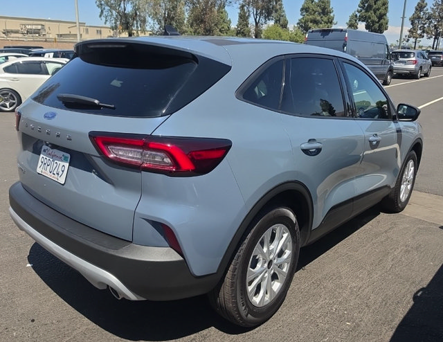Certified 2025 Ford Escape Active FWD image 5