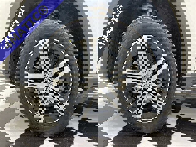 Used 2020 Mercedes-Benz GLS 450 4MATIC image 29