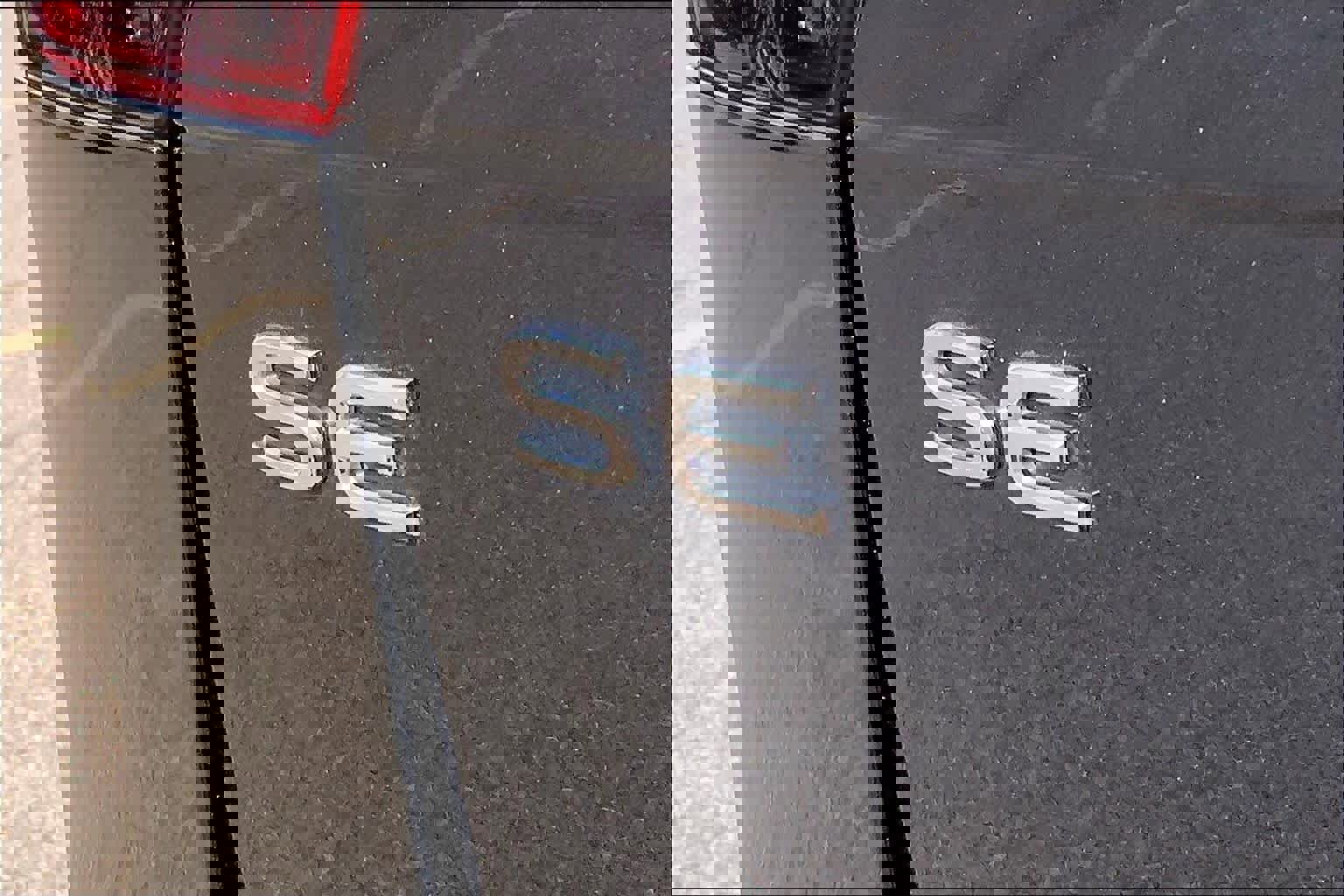 Used 2024 Volkswagen Tiguan SE R-Line image 11