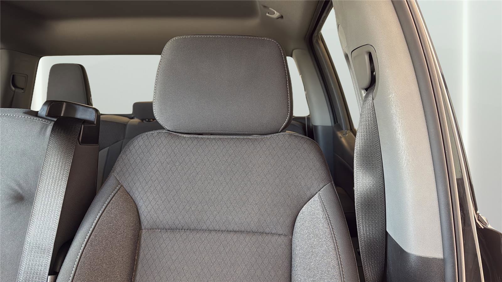 Used 2020 GMC Sierra 1500 SLE w/ SLE Value Package image 27