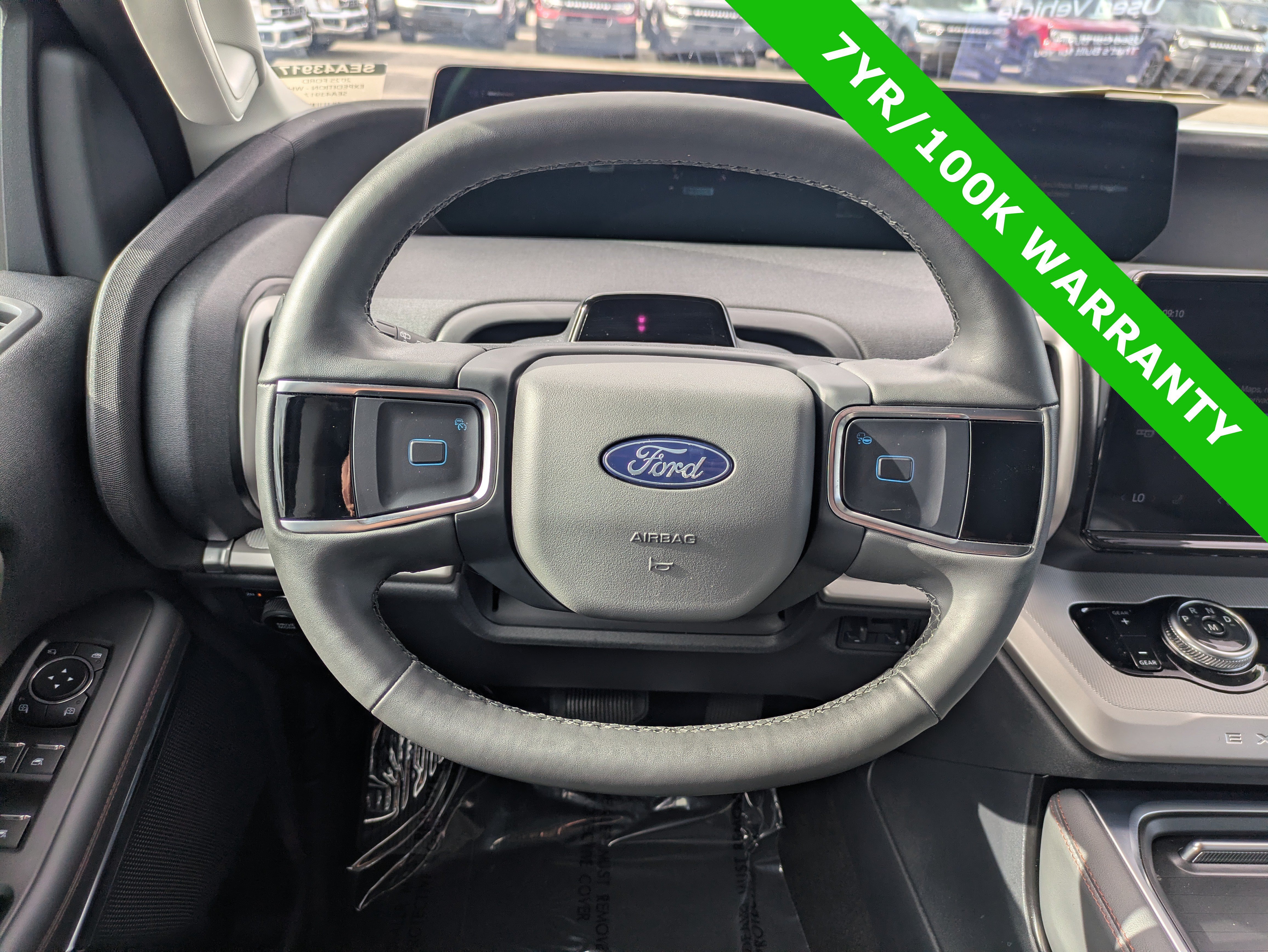 Certified 2025 Ford Expedition Active AWD/4WD image 28