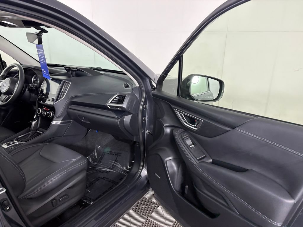 Used 2024 Subaru Forester Touring AWD/4WD image 36