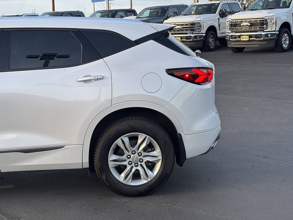 Used 2020 Chevrolet Blazer Premier AWD/4WD image 12
